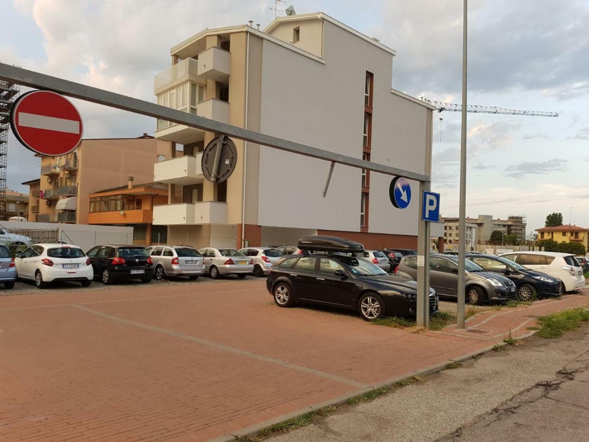 Sottomarina Beach Apartment Exterior foto